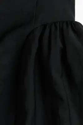 Robe froncée à encolure carrée - Noir — photo 4