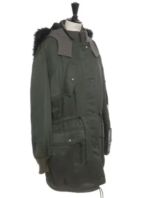 Manteau parka mi-long vert kaki capuche en fourrure Prix boutique 3500€ Taille 36 — photo 2