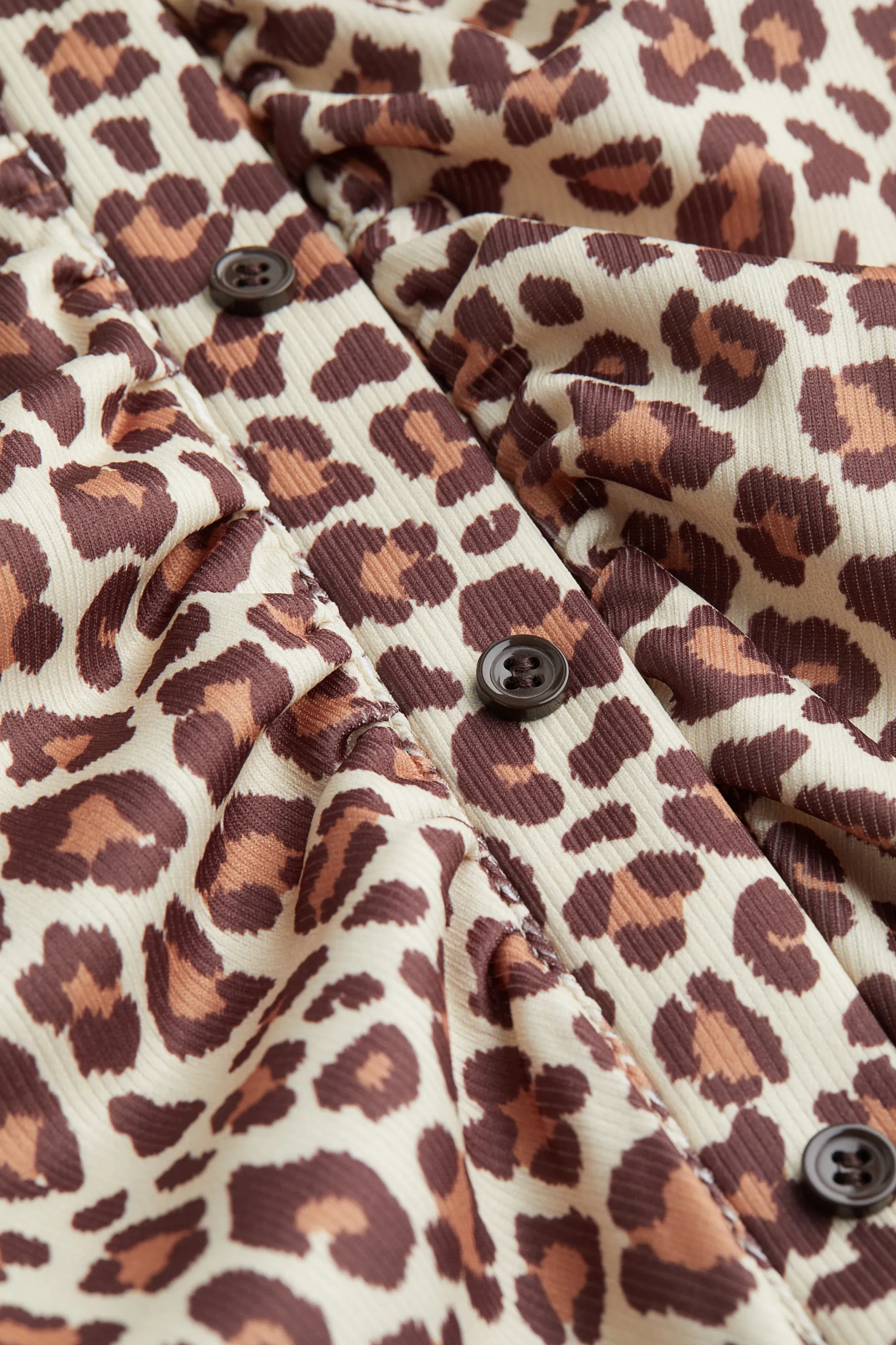 Robe à boutons - Beige clair/motif léopard