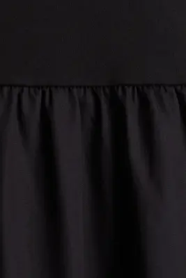 Robe sans manches avec jupe évasée - Noir