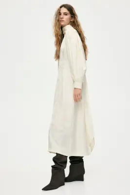 Robe avec détail à nouer - Crème — photo 3