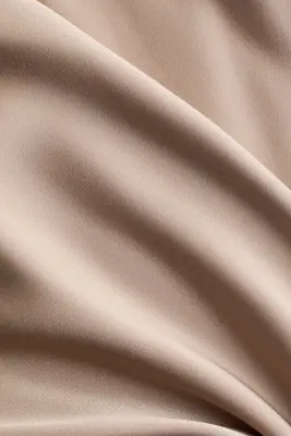 Jupe maxi en satin froissé - Beige — photo 4