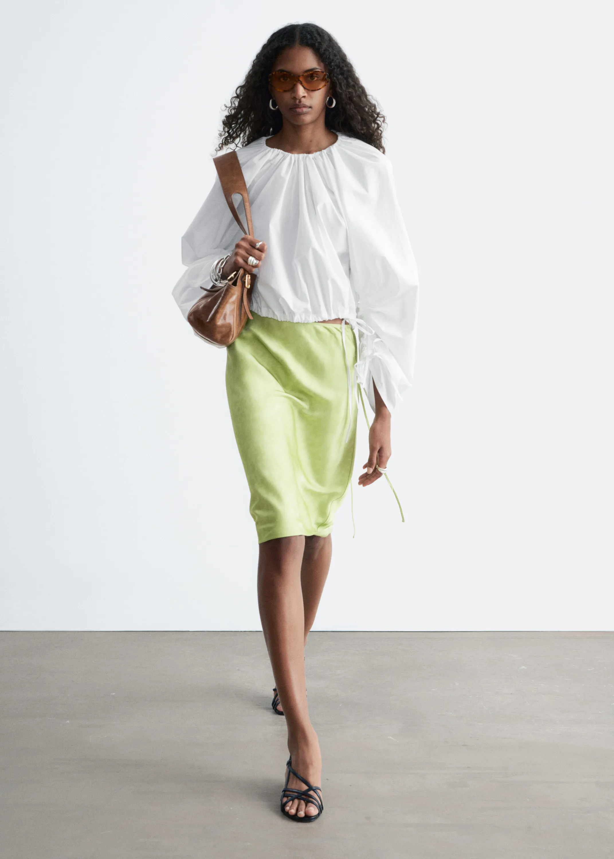 Blouse sculpturale à cordon de serrage - Blanc