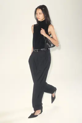 PANTALON TULIPE À PLIS EN LAINE MÉLANGÉE - NOIR — photo 4
