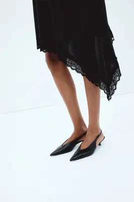 MAMA Robe à bretelles fines avec dentelle - Noir — photo 1