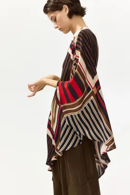 Top cape asymétrique en satin - Marron/motif — photo 2