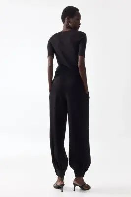 Pantalon en twill avec jambes ballon - Noir — photo 3