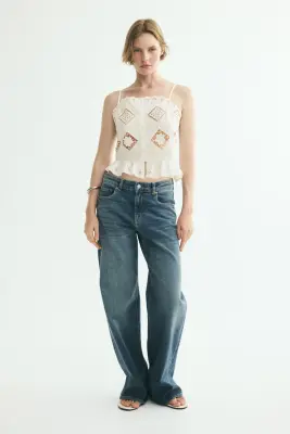 Top court avec broderie anglaise - Crème — photo 2