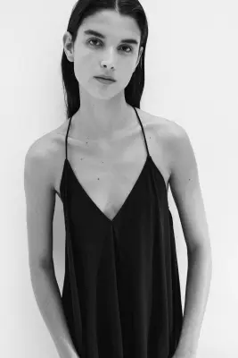 Robe à bretelles fines avec dentelle - Noir — photo 3