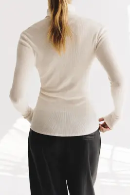 Top col roulé en soie mélangée - Crème — photo 3