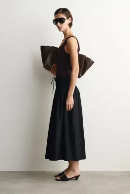 JUPE MIDI À TAILLE FRONCÉE - NOIR — photo 1
