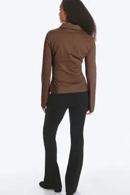 Chemise boutonnée ajustée - Marron poudré — photo 2