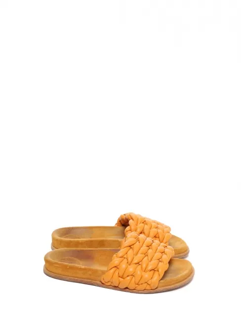 Sandales plates mules cuir torsadé jaune orangé Prix boutique 700€ Taille 37