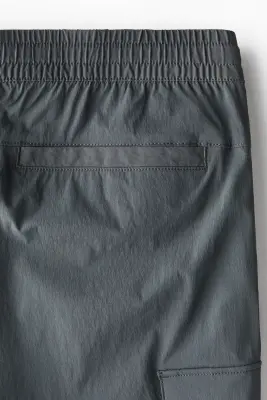 Short cargo Regular Fit - Gris foncé — photo 5