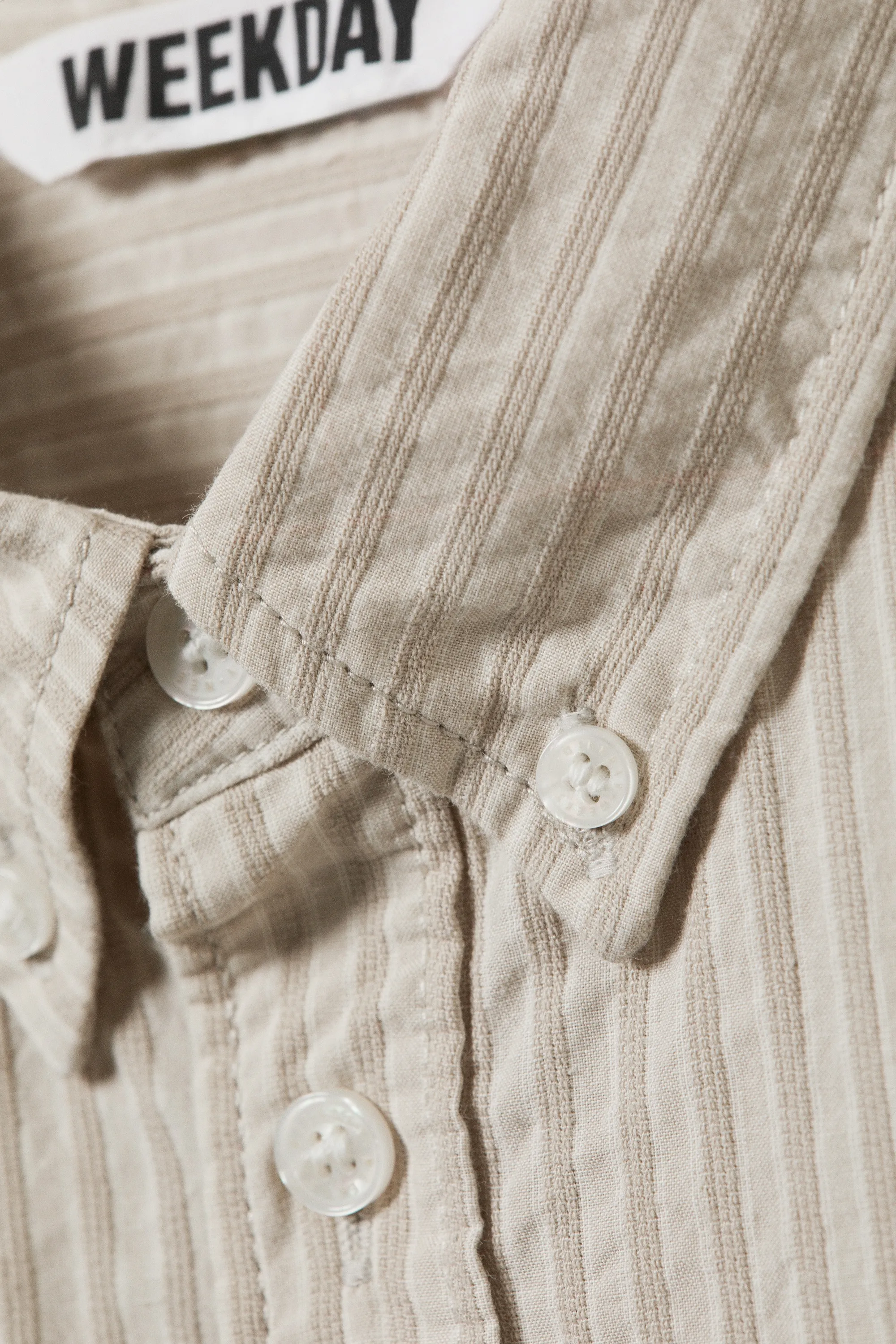Chemise boutonnée rayée décontractée - Beige rayé
