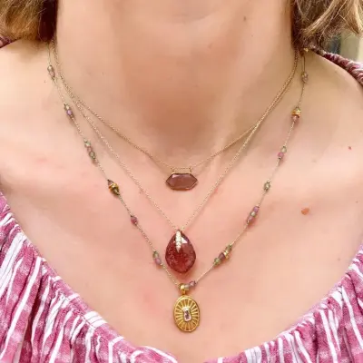 Collier Hexa Quartz Fraise rose - Hanka In — photo 2