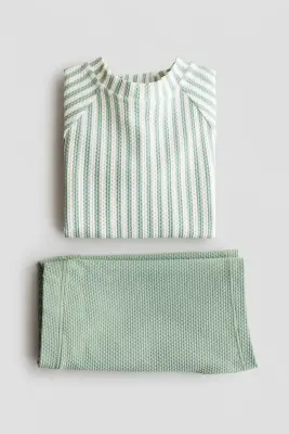 Ensemble de bain UPF 50 - Vert clair/rayures blanches — photo 1