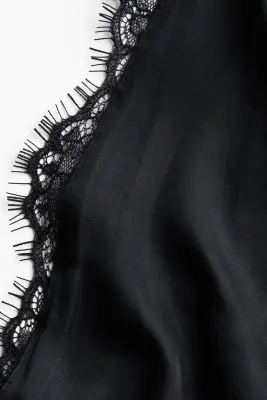 Combi-short dos nu avec dentelle - Noir — photo 5
