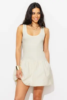 Robe boule courte et unie — photo 3
