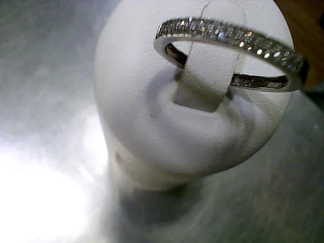 Bague blanc