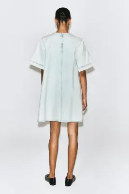 ROBE COURTE ÉVASÉE EN DENIM - BLEU CIEL — photo 3
