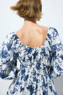 Robe en coton avec jupe évasée - Blanc/fleuri — photo 2
