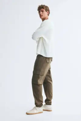 Pantalon cargo Slim Fit - Vert kaki — photo 4