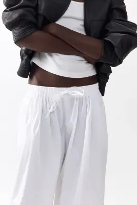 Pantalon en coton avec jambes ballon - Blanc — photo 2