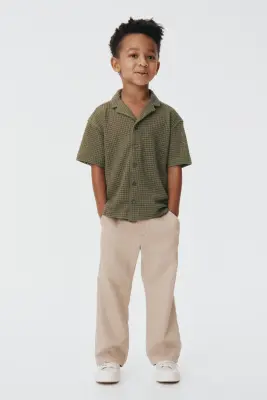 Chemise en maille texturée avec col cubain - Vert kaki — photo 1