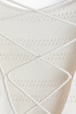 Robe en maille ajourée avec laçage - Beige clair