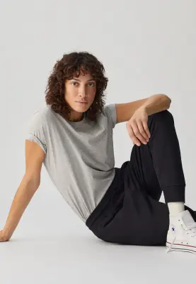 Le t-shirt classique - Gris clair — photo 3