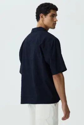 Chemise texturée Relaxed Fit avec col cubain - Noir — photo 4