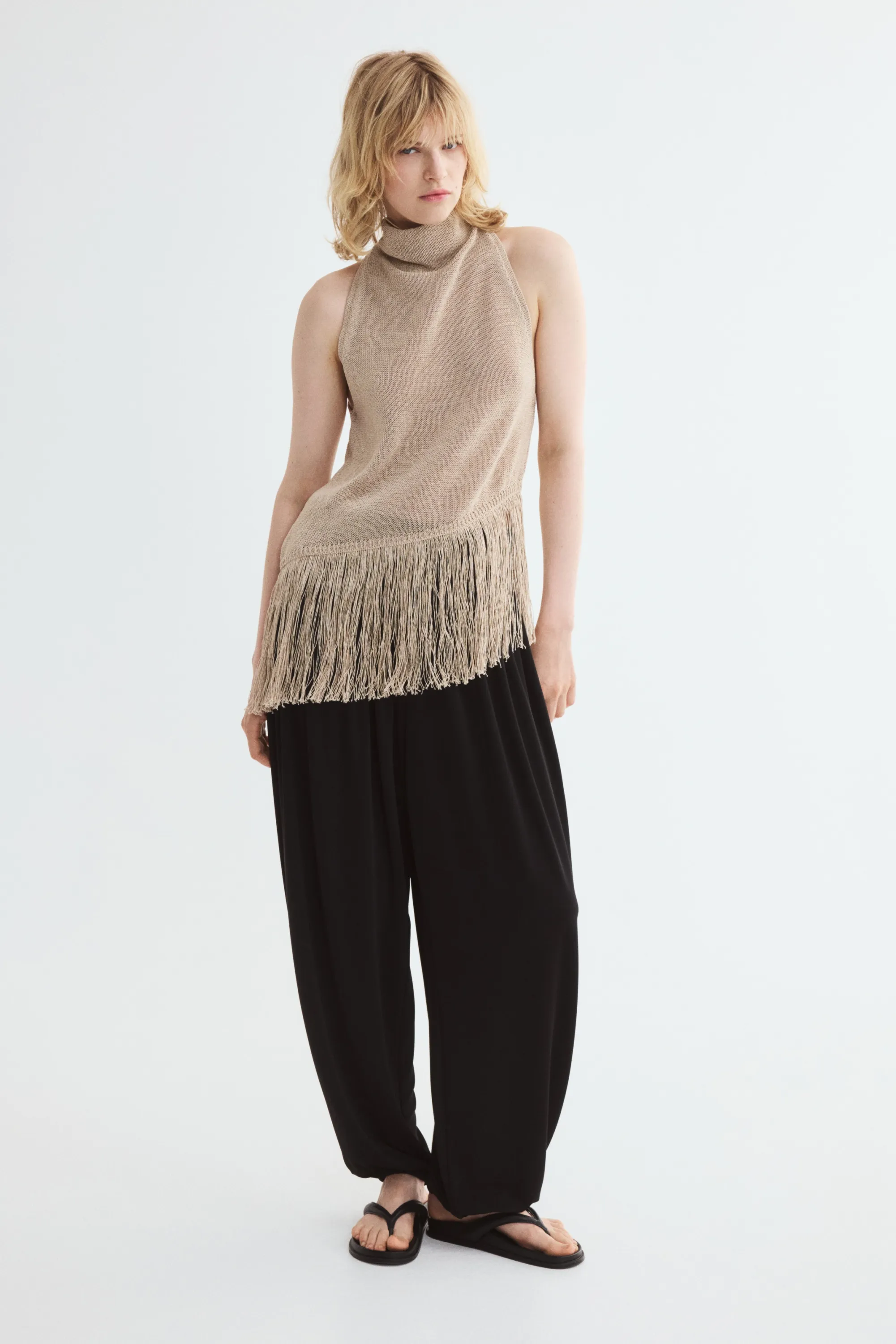 Top asymétrique à franges - Beige clair