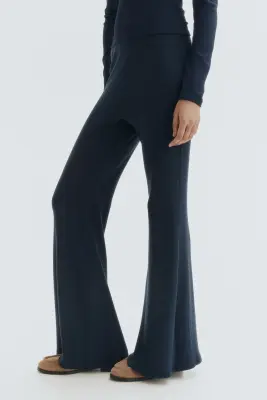 Flared fine-knit trousers - Bleu marine — photo 3