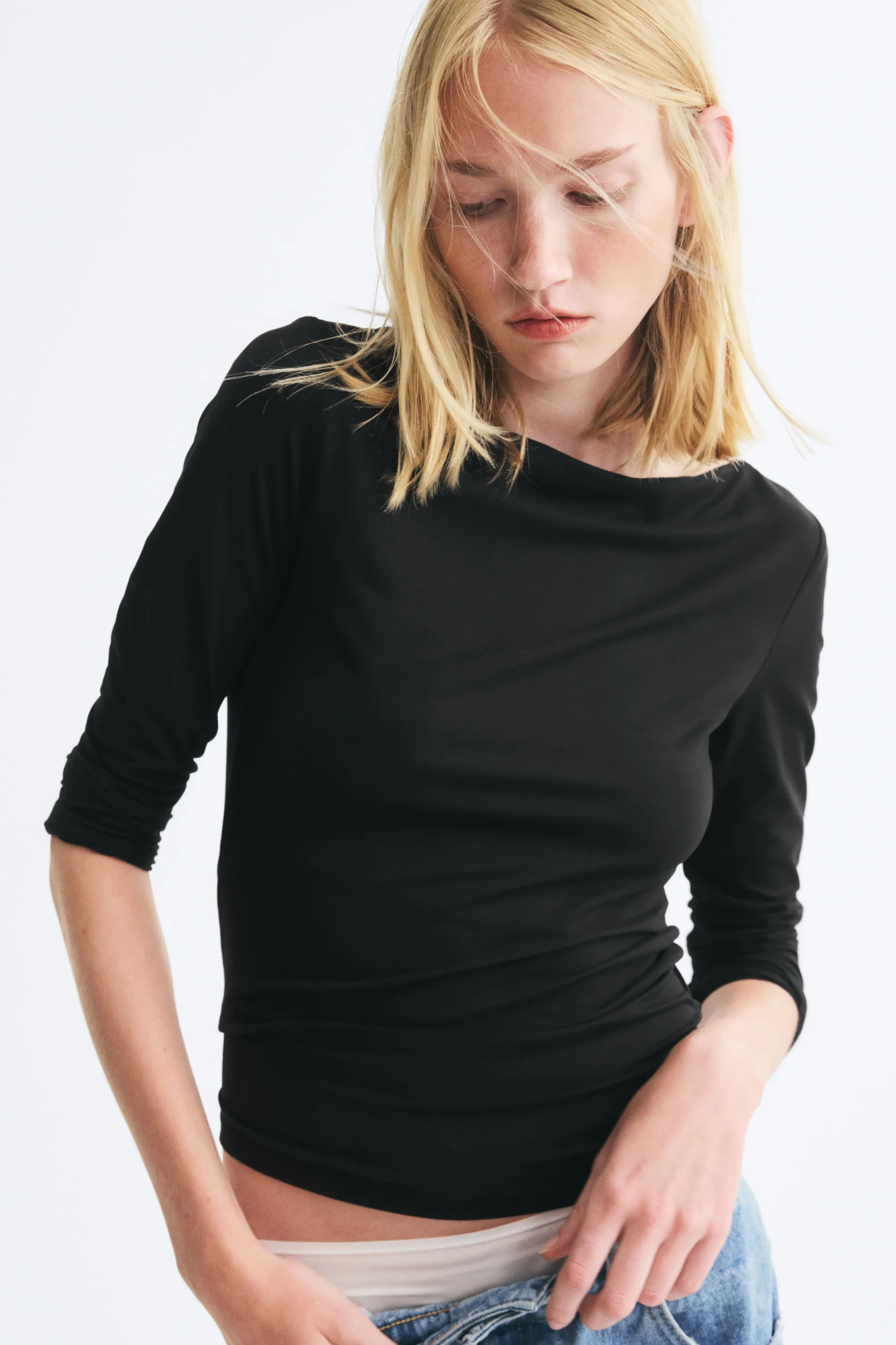 Top ajusté avec encolure bateau - Noir