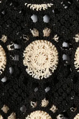 Top façon crochet en maille ajourée - Noir/motif — photo 4
