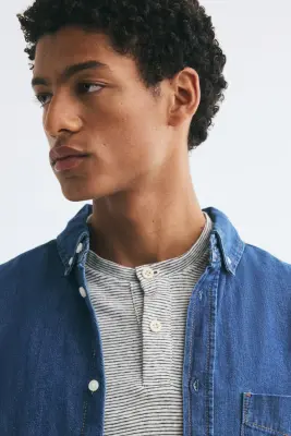 Chemise Regular Fit en denim - Bleu denim foncé — photo 1