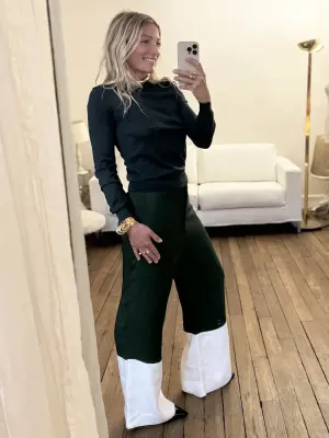 Pull col rond en 100% laine vert foncé Prix boutique 270€ Taille XS — photo 4