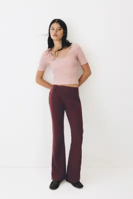 Pantalon chic avec jambes évasées - Bordeaux — photo 1
