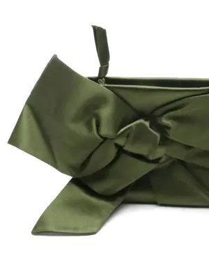 Sac pochette du soir avec noeud en satin vert anglais  Prix boutique $795 — photo 2
