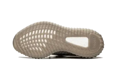 Yeezy Boost 350 V2 Beluga Reflective — photo 4