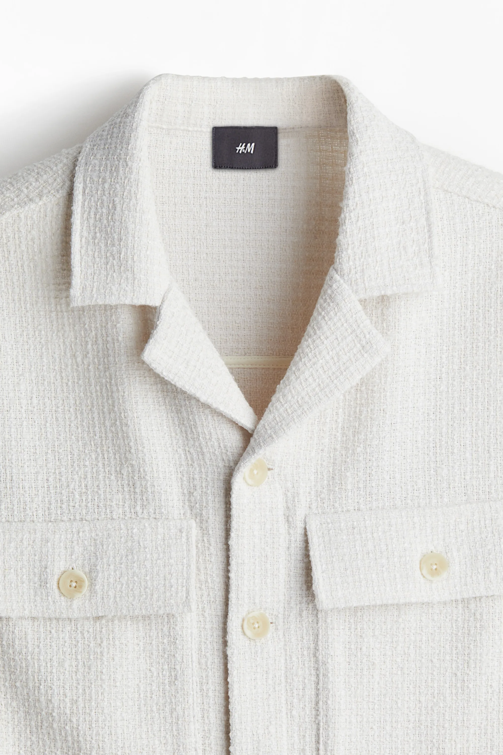 Chemise Regular Fit en bouclette avec col cubain - Blanc