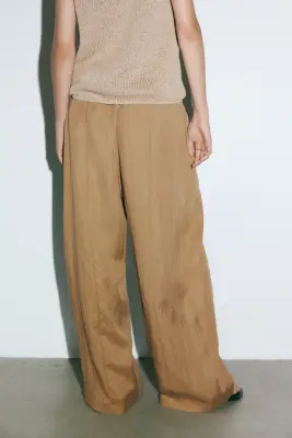 Pantalon froissé avec détails croisés - Beige foncé — photo 3
