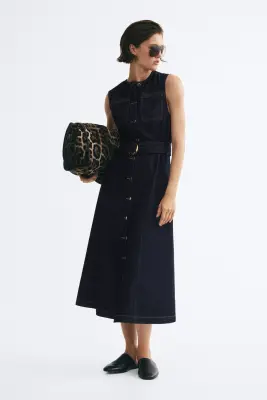 Robe en denim avec ceinture - Bleu denim foncé — photo 3