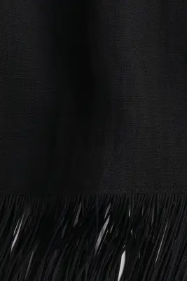 Robe à épaulettes avec franges - Noir — photo 4