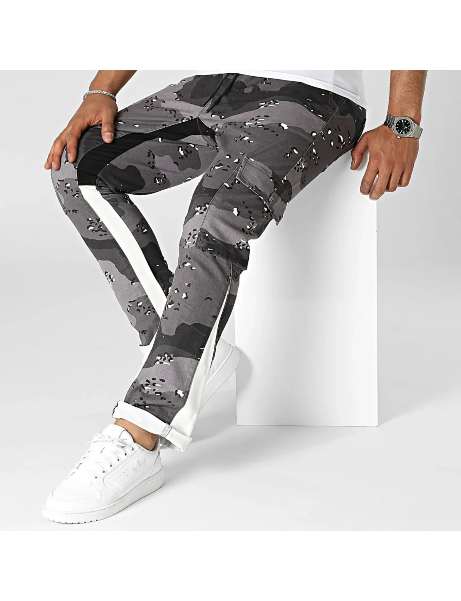 Bas Cargo camouflage noir gris
