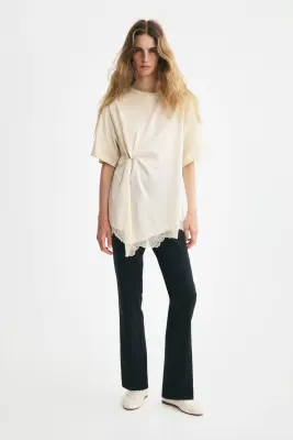 Top avec détail torsadé et dentelle - Crème — photo 1