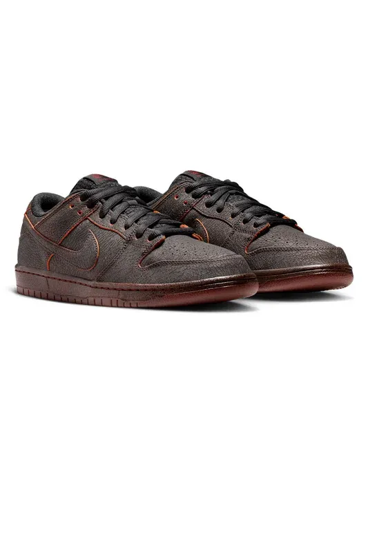 Chaussure Nike sb dunk low pro prm Krampus