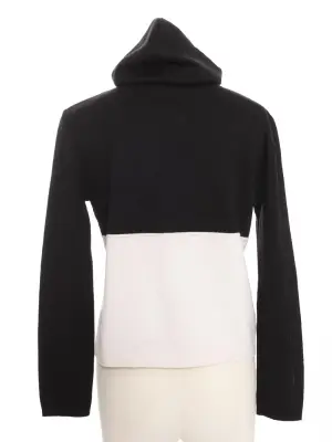 Pull à capuche en laine bi-color noir et blanc Prix boutique 700€ Taille S — photo 4