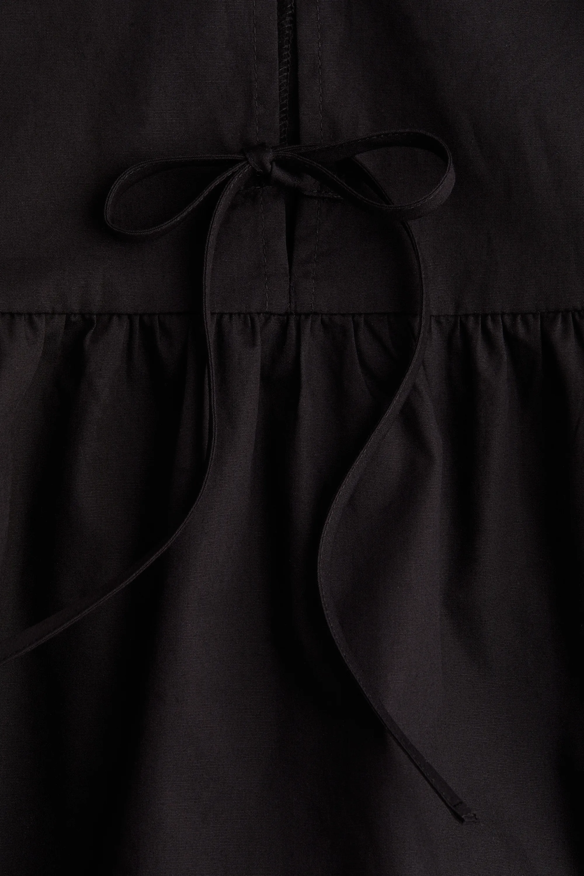 Robe en popeline avec détails à nouer devant - Noir